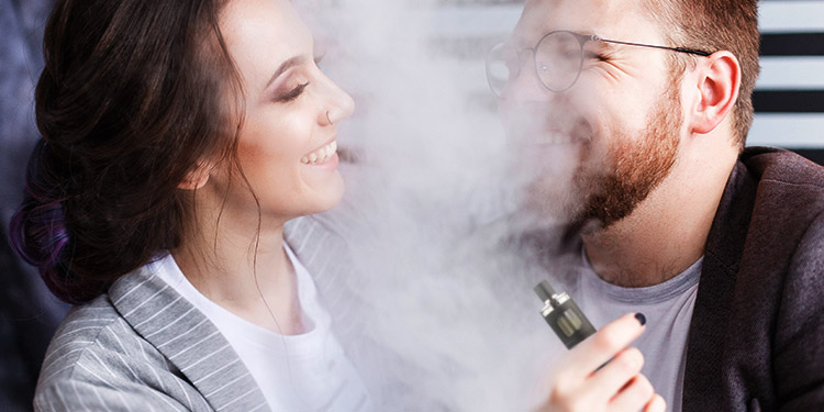 Vaping and Life Insurance: Featured Image
